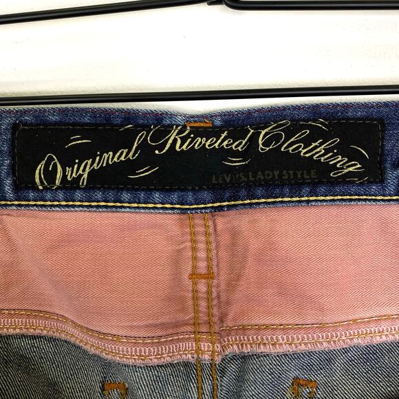 Levi's Lady Style Jeans Womens Sz 30 Wide Flare Leg Contrast Stitching Country - Picture 5 of 11